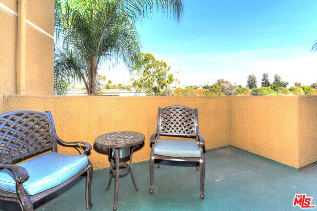 Building Photo - 3600 Bagley Ave