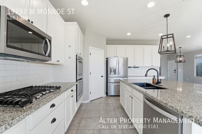 Building Photo - 19797 W Monroe St