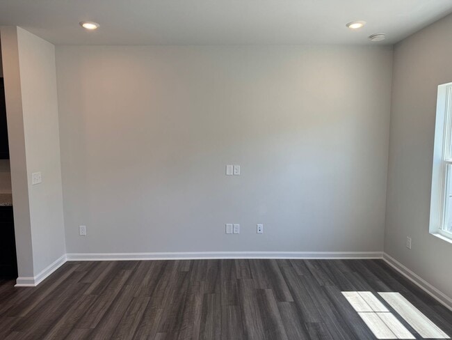 Building Photo - Brand new 3-bedroom / 2.5-Bath in the high...