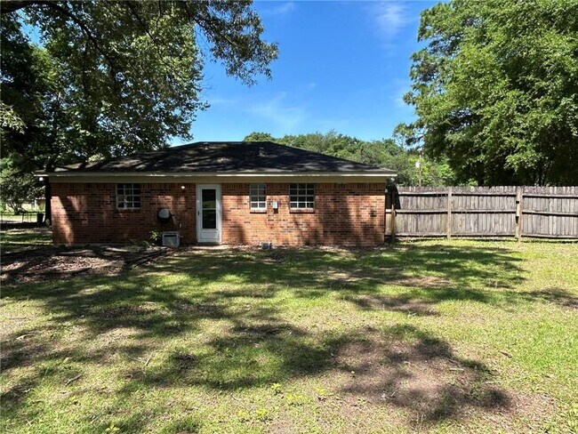 Building Photo - 5178 Fairview Highland Dr