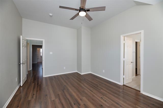 Building Photo - 5621 Old Orchard Dr