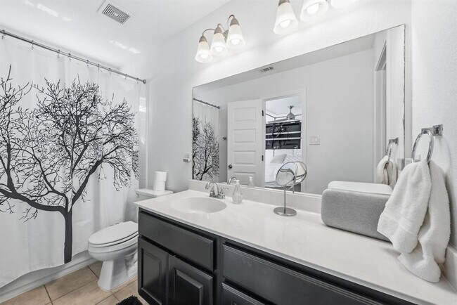 Building Photo - 1817 Carlson Dr