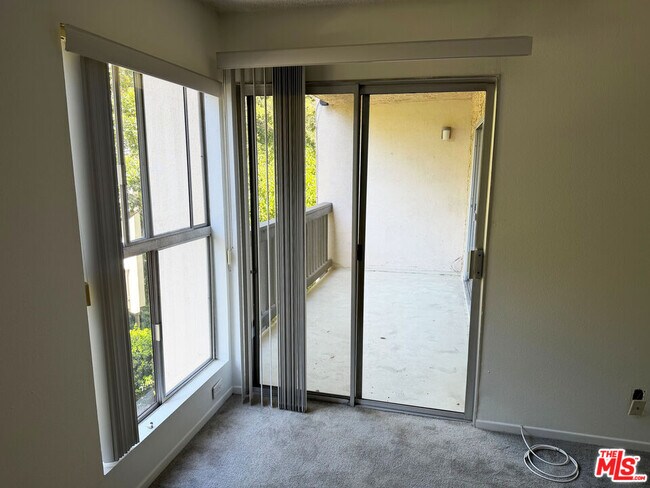 Building Photo - 4207 Raintree Cir