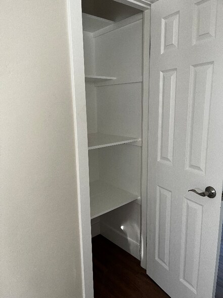 Building Photo - 1348 Olivine Ave