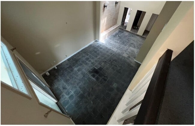 Building Photo - 4560 Bellaire Blvd