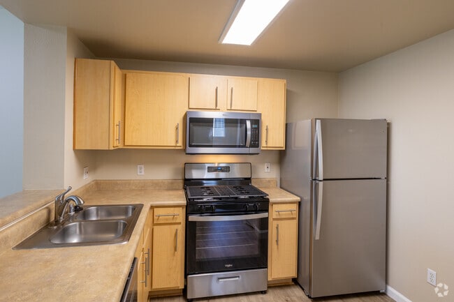 Building Photo - De Tolosa Ranch