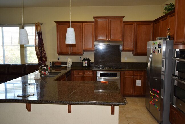 Building Photo - Gorgeous Newer 4 Bedroom in Highly sought after Riata Empire Ranch Community!