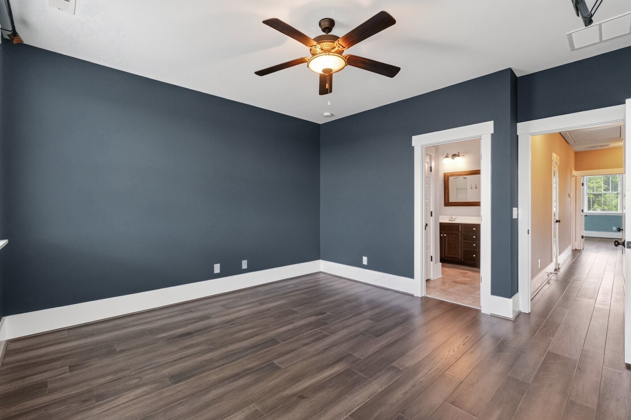 Building Photo - 720 Waterscape Ct