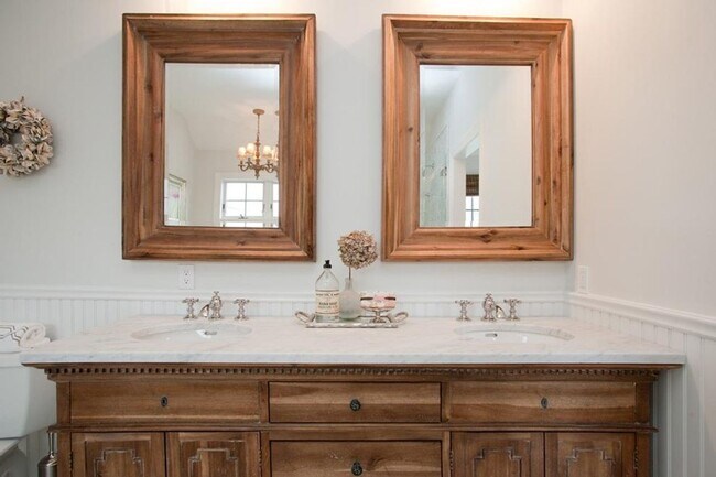 Building Photo - 117 Fox Hollow Ln