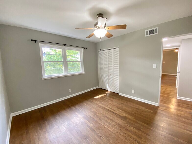 Building Photo - 3660 Peachtree Rd NE