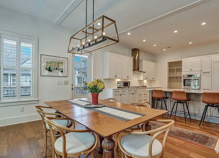 Building Photo - 2028 Ironstone Aly