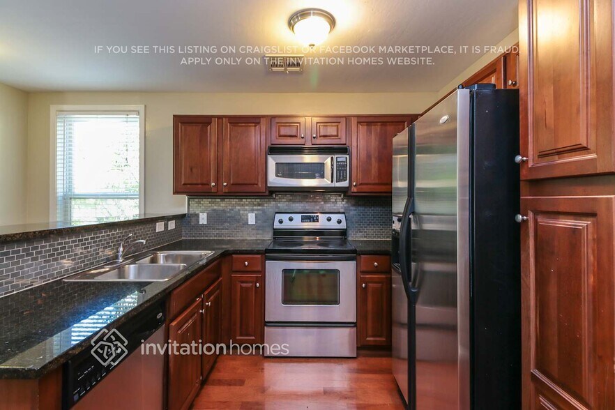 Building Photo - 5727 S 21st Terrace