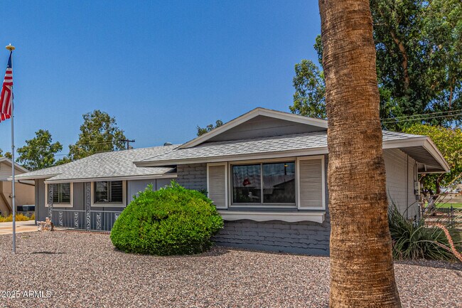 Building Photo - 12640 N Pebble Beach Dr