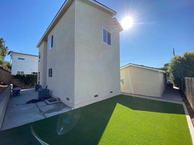 Building Photo - BRAND NEW 2023!! 4BD/2BA