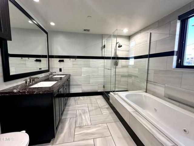 Building Photo - 250 S De Lacey Ave