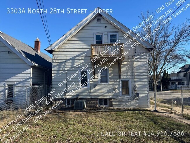 Building Photo - Charming 2-Bedroom, 1-Bathroom Upper Unit ...