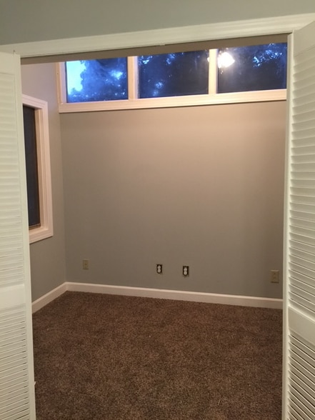 Building Photo - 4633 Murrayhill Rd