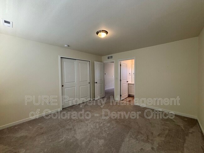 Building Photo - 933 S Eaton Park Way