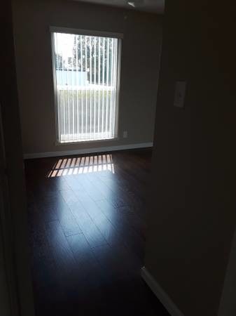 Building Photo - 5500 Foothill Garden Ct