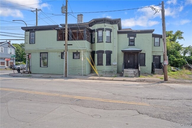 Building Photo - 600 Burnet Ave