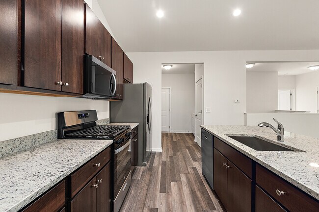 Building Photo - 58 Olympus Dr