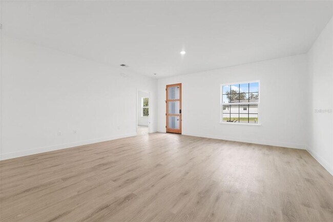 Building Photo - 2273 SW 158th St Rd