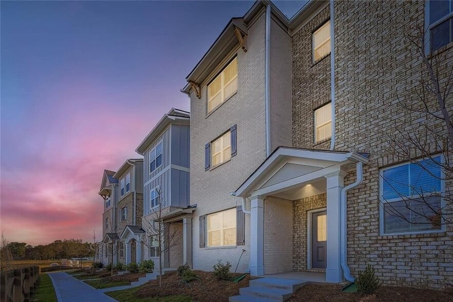 Building Photo - 6221 Honeybell Aly
