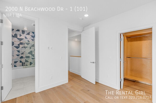 Building Photo - 2000 Beachwood Dr