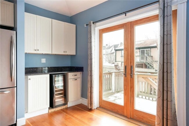 Building Photo - 5 Cummings Rd