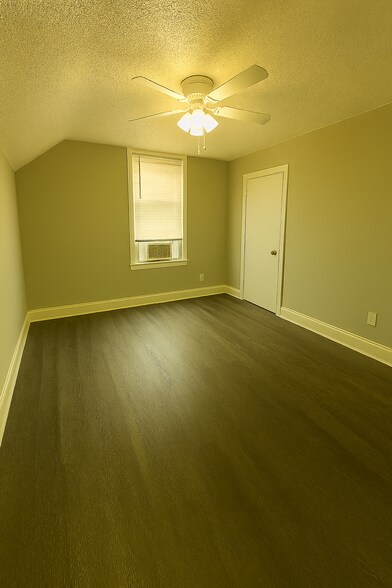 Building Photo - 1024 N 8th St