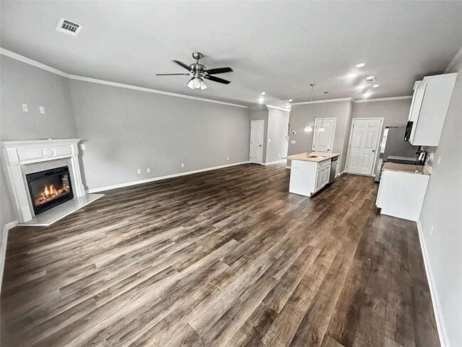 Building Photo - 5124 Fox Den Rd