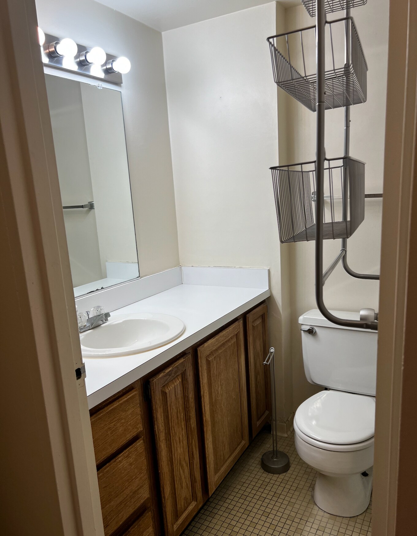 Building Photo - 555 E William St