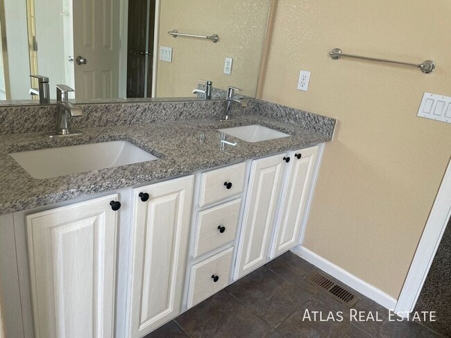 Building Photo - 4500 Campden Ct