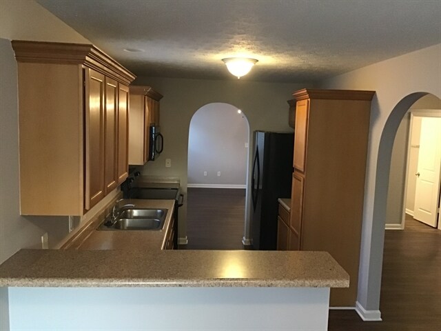 Building Photo - 784 Aerostar Court