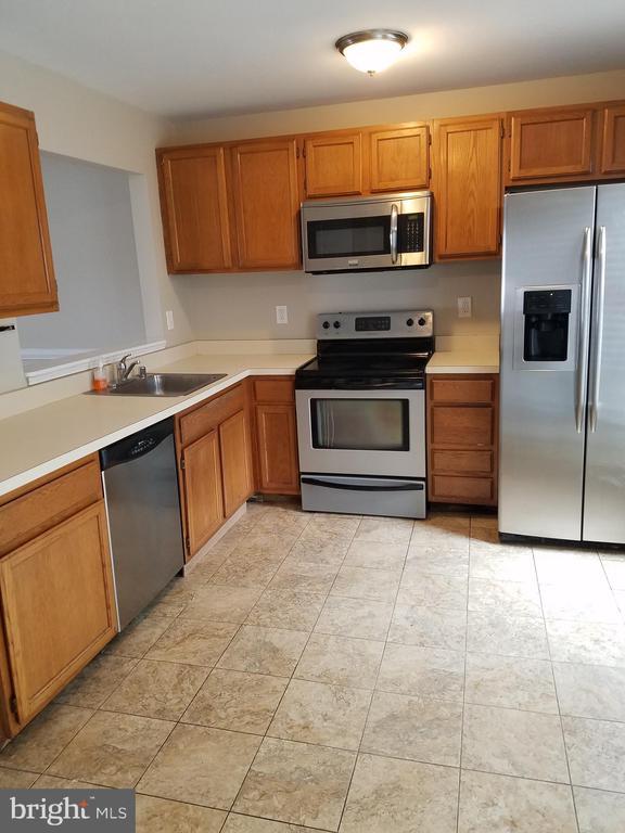 Primary Photo - 1501 St Christopher Ct