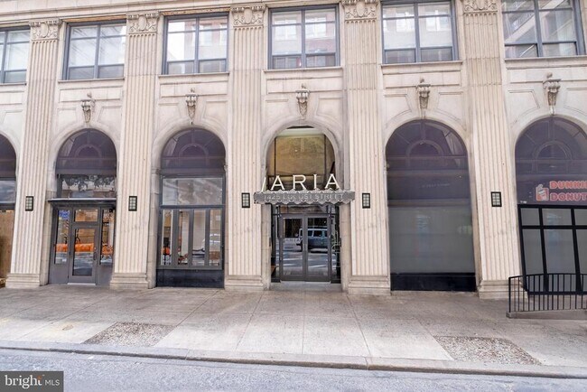 Primary Photo - 1425 Locust St