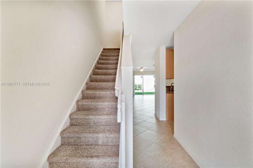 Building Photo - 5905 Abbey Rd