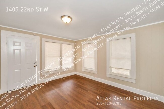 Building Photo - 1405 22nd St W