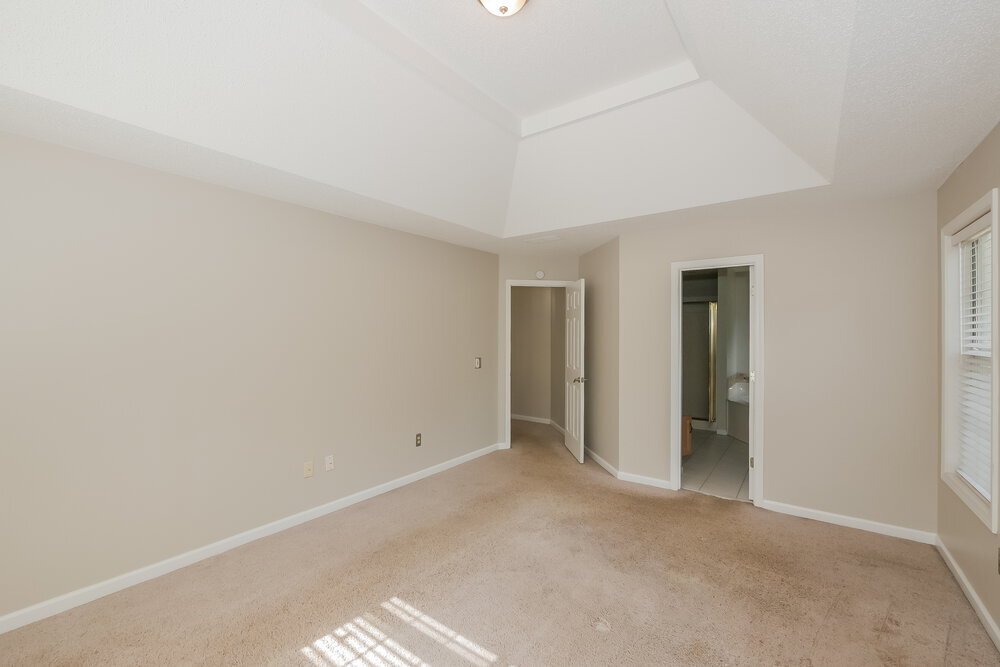 Building Photo - 135 Masters Dr