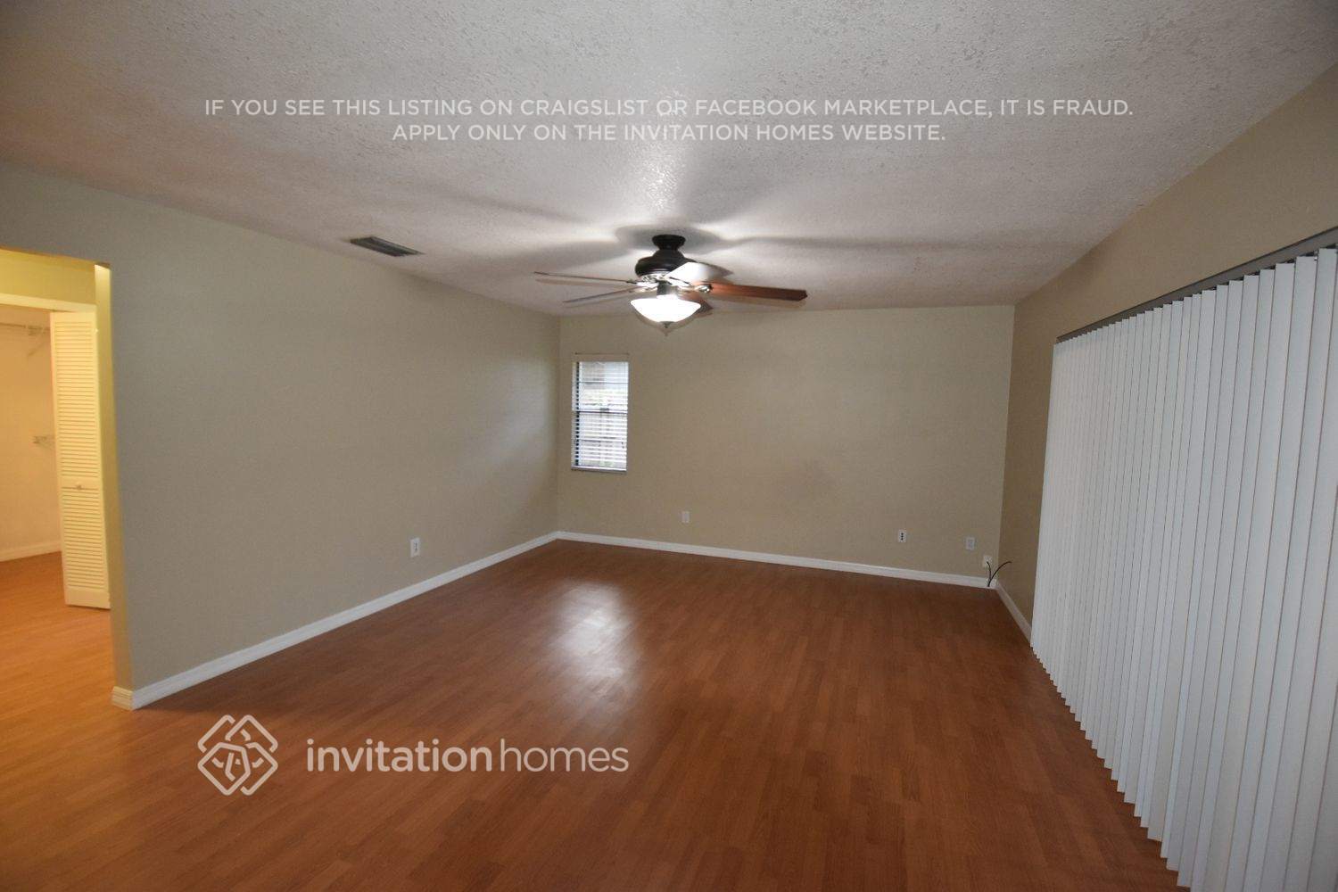Building Photo - 204 W Ridgewood Ct