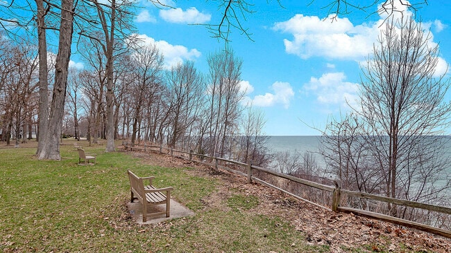 Building Photo - 346 E Prospect Ave