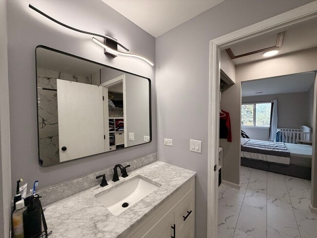 Building Photo - 159 Winchester Dr