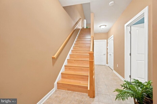 Building Photo - 4437 Driftwood Dr