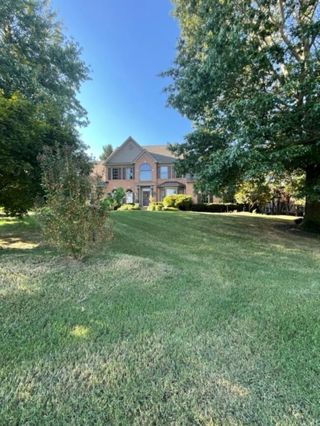 Building Photo - West Knoxville, Farragut 37934 - 4 bedroom, 3.5 bath, 2 Story Brick Home -Contact Debra Johnson (...