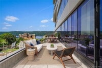 Building Photo - 44 Hudson St