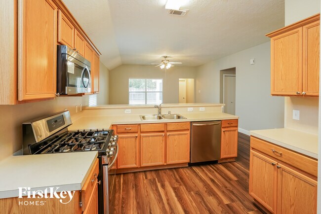 Building Photo - 19906 Bettencourt Ln