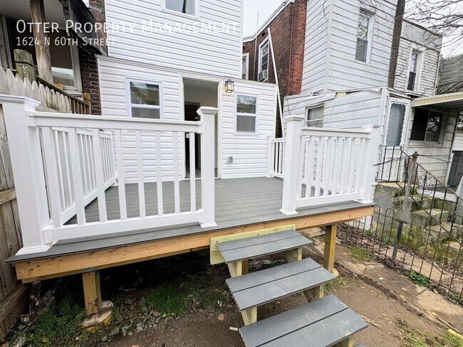 Building Photo - 1624 N 60th St