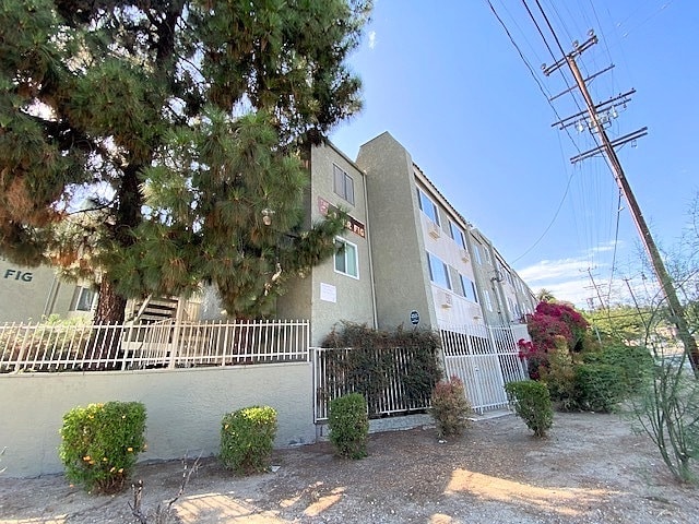 Building Photo - 3811 N Figueroa St