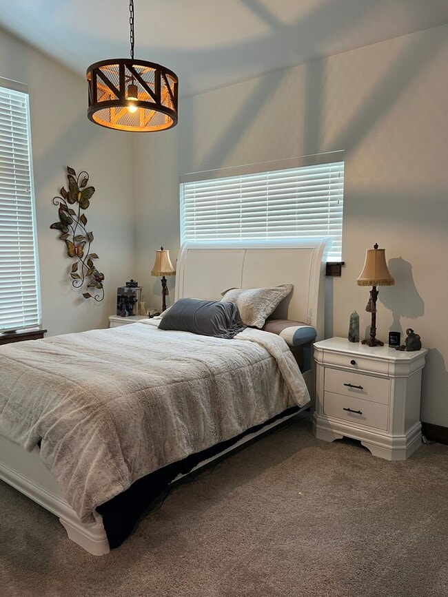Building Photo - 3 Bedroom Townhome in Victor, ID