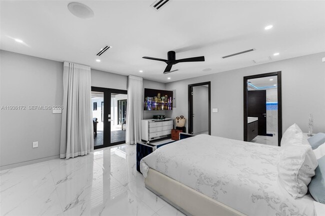 Building Photo - 2845 SW 127th Ave